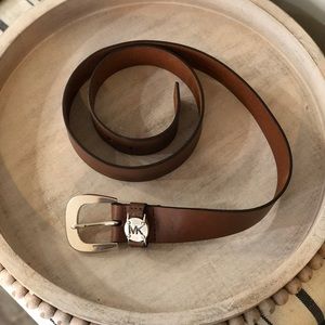 Michael Kors XL brown leather belt